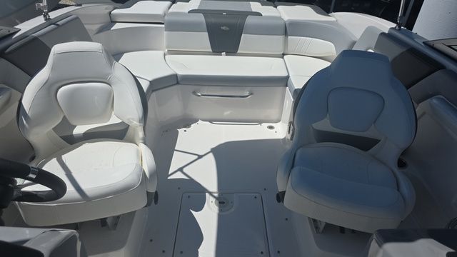 2024 Chaparral 23 SSi - 14