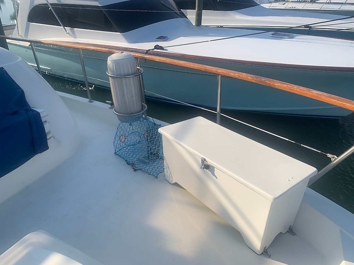 1984 Hatteras 53 - Image 98