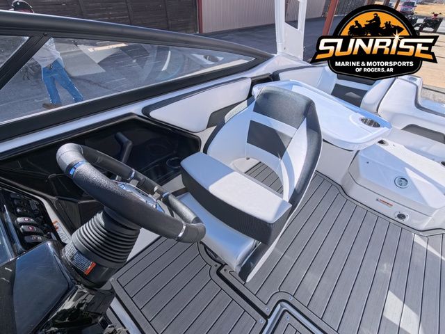 2026 Yamaha Boats 195S - 19