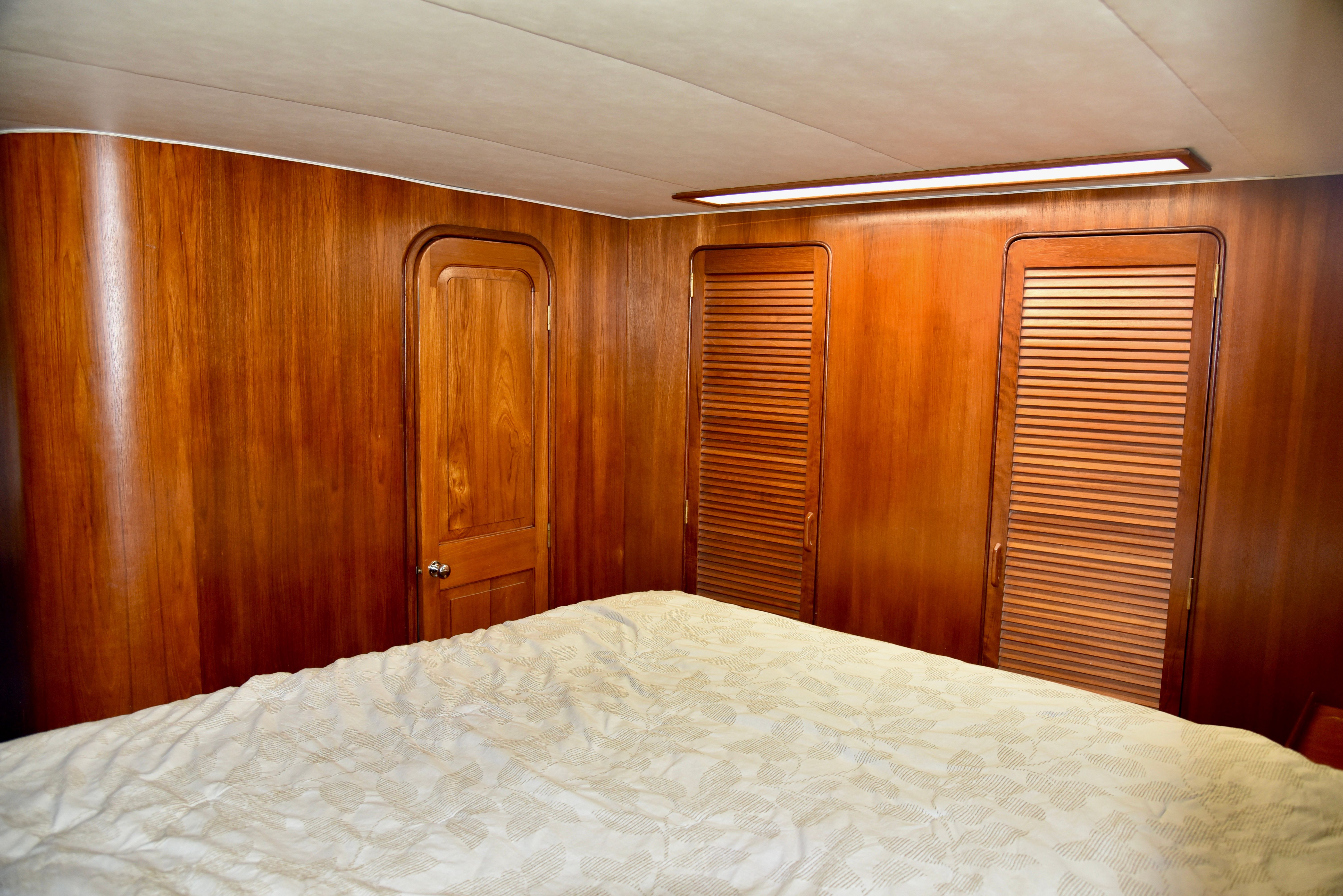 1985 Gulfstar 44ft - 29