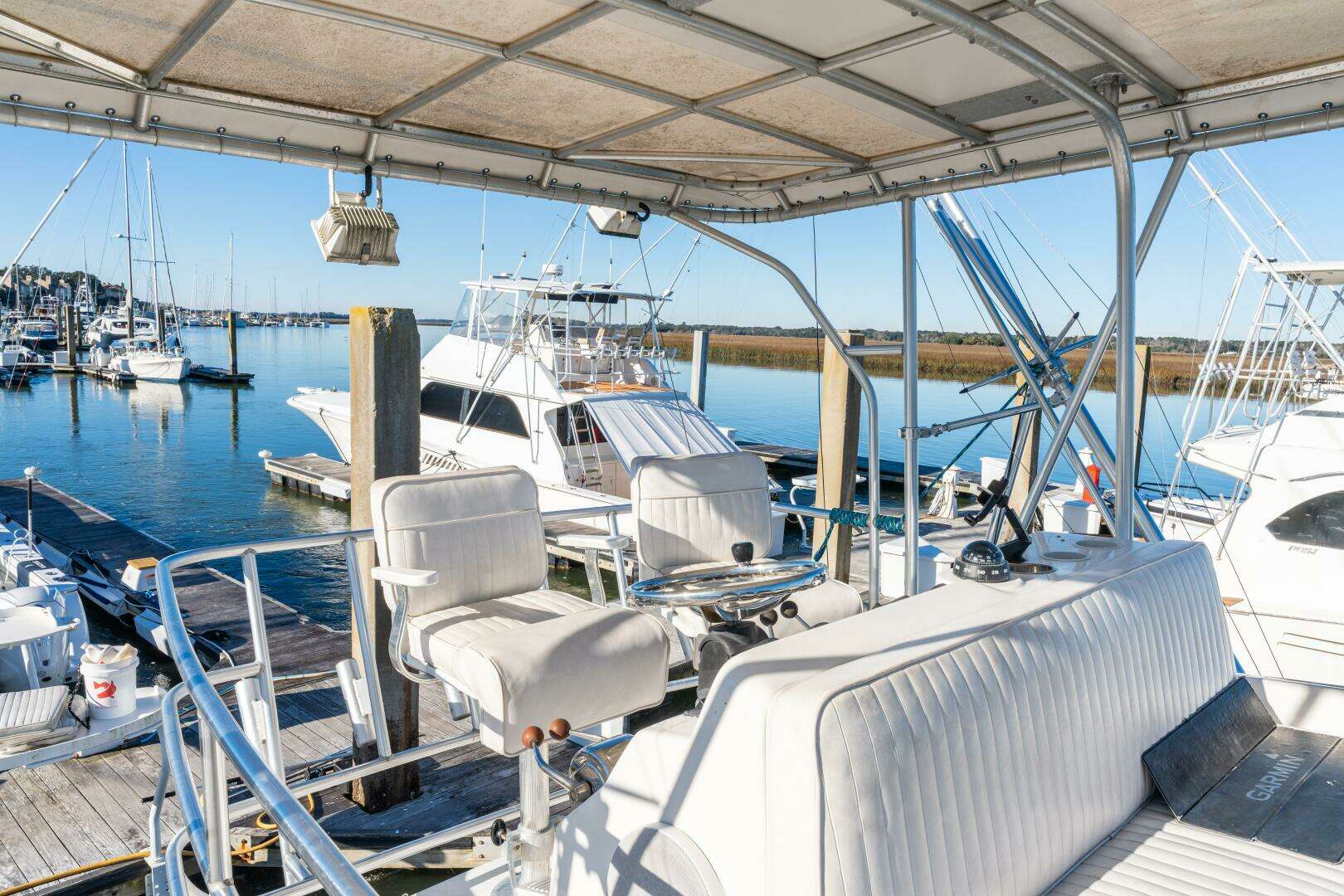 2004 Luhrs Convertible - Image 17