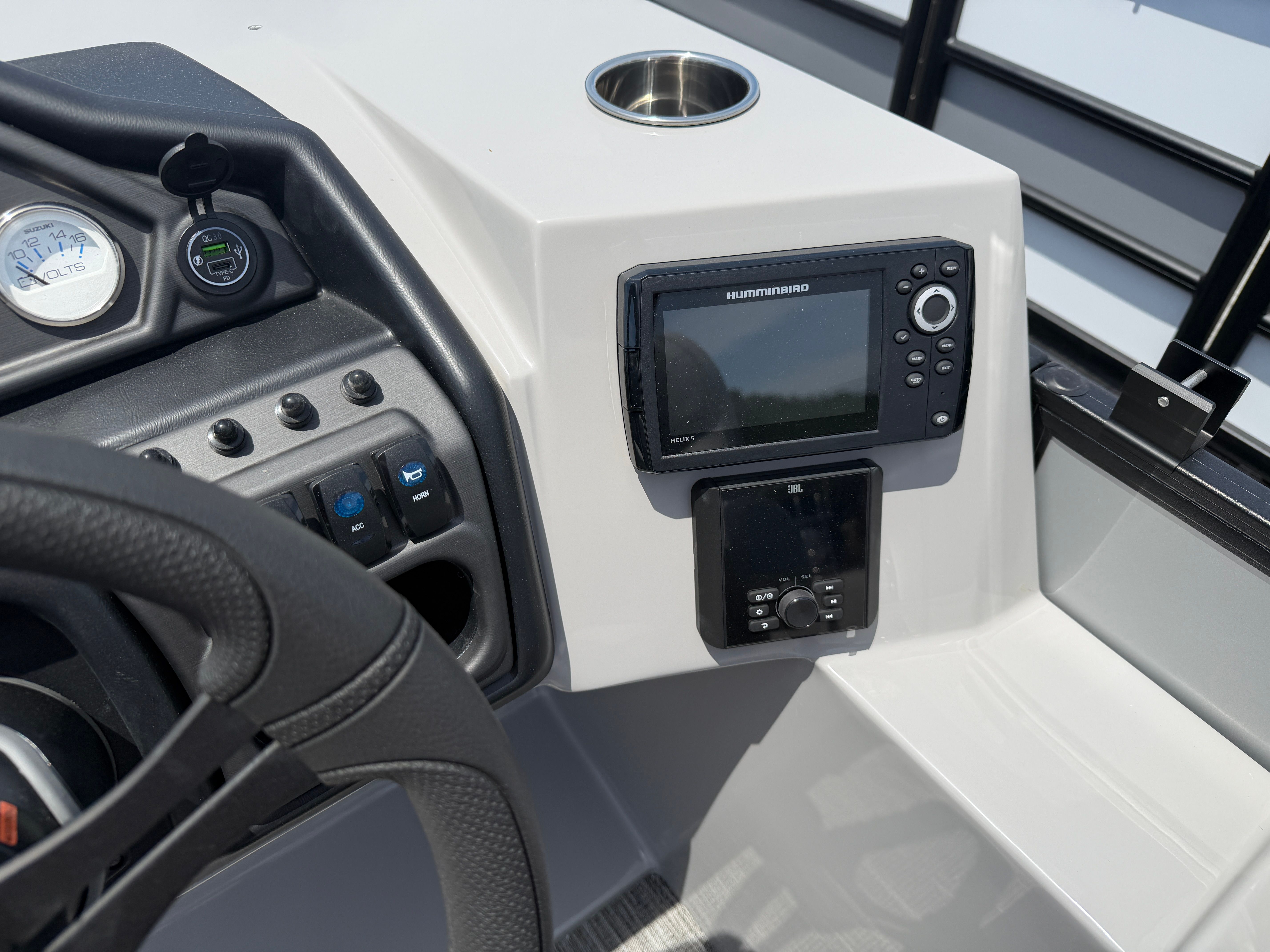 2026 Bentley Pontoons Legacy 200 Cruise - 7