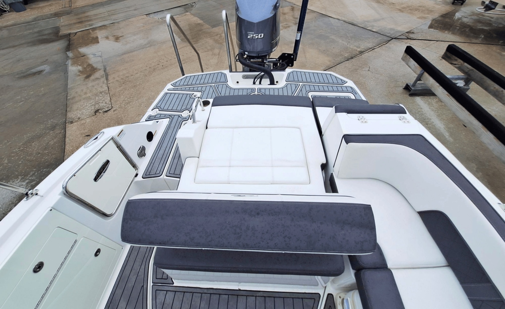 2019 Monterey M45 - Image 13