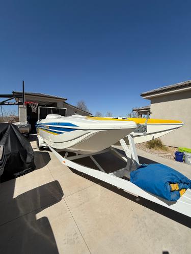 2000 Warrior 28' cat - 3