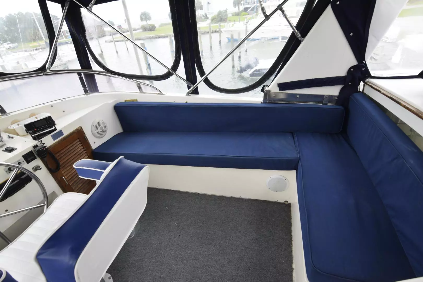 1987 Jefferson Sundeck - Image 70