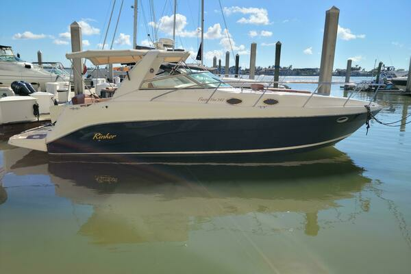 2005 Rinker Fiesta Vee 342