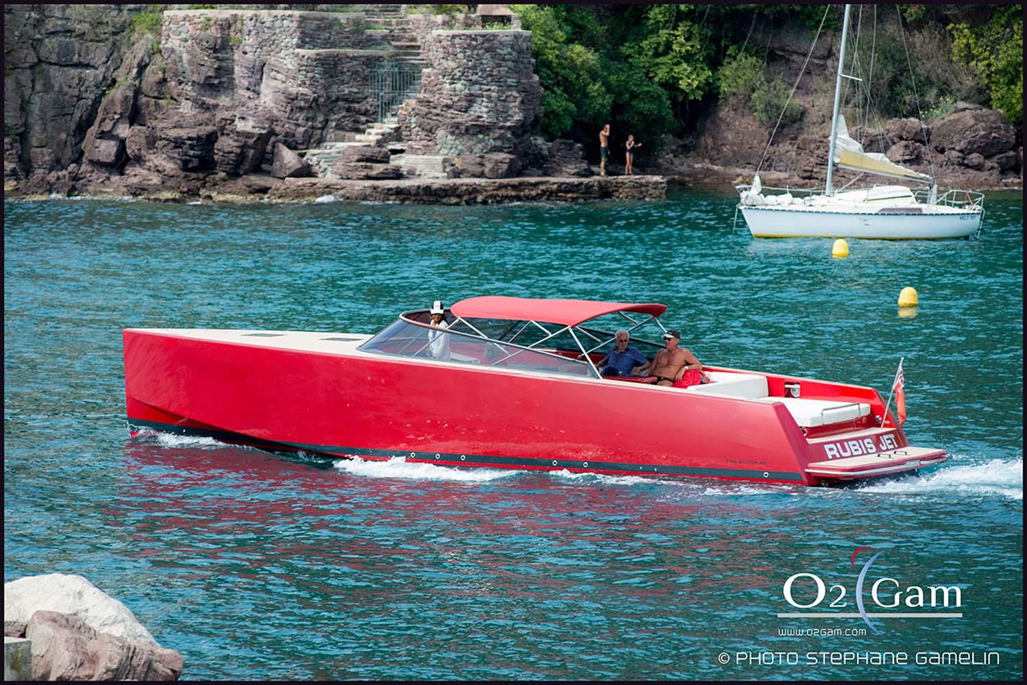 2011 VanDutch 40