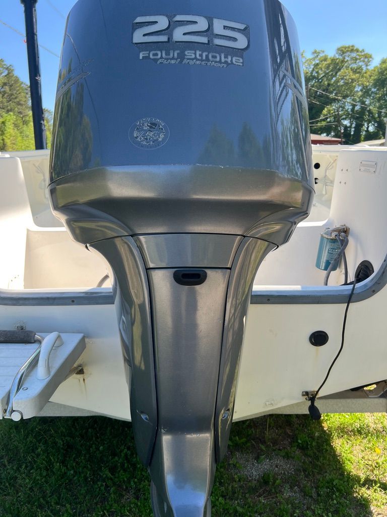 1996 Offshore Yachts Cuddy Cabin - 34