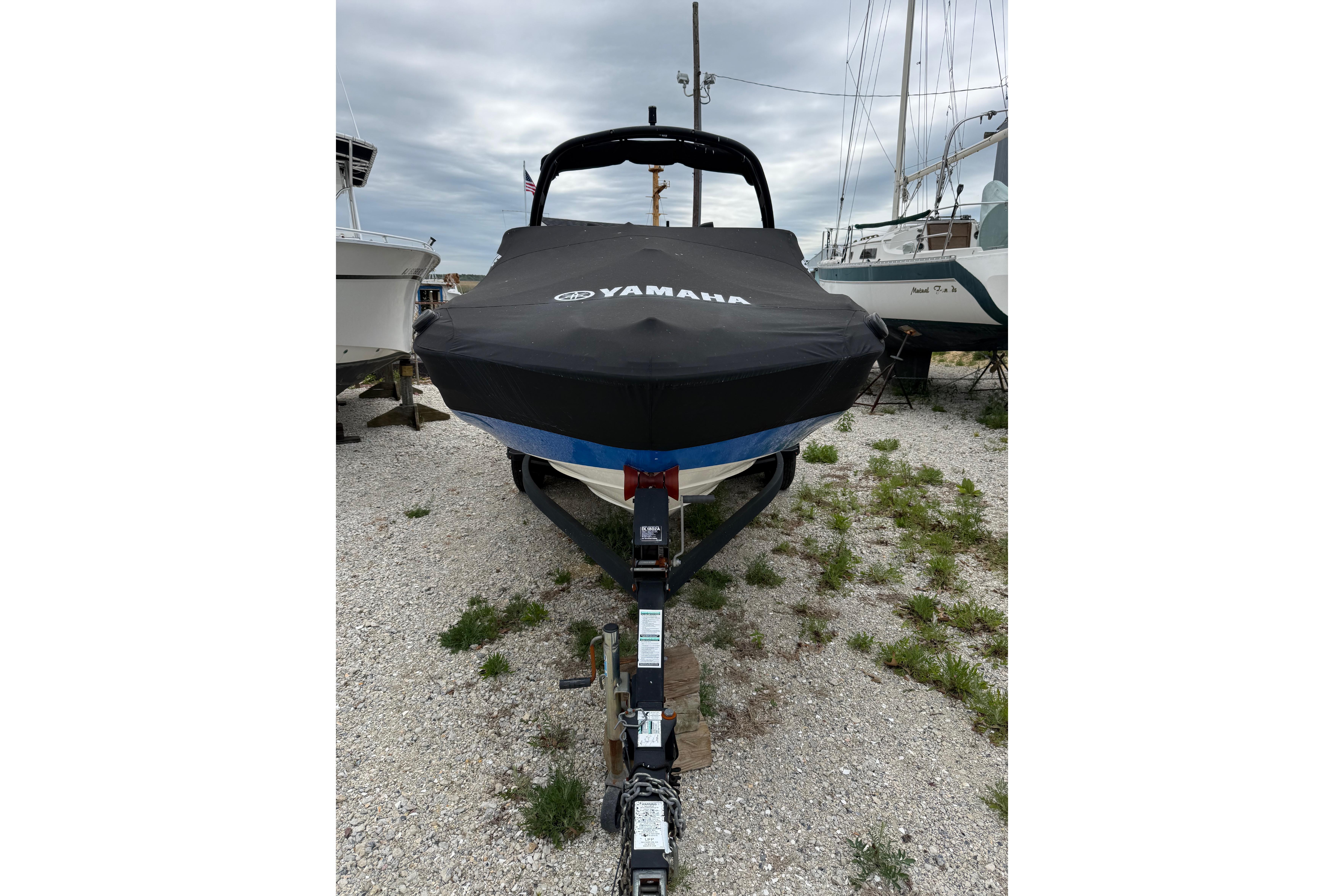 2019 Yamaha Boats AR210