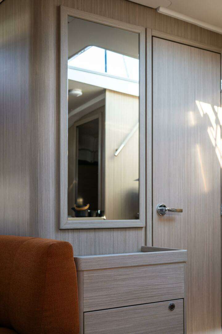 2026 Beneteau Oceanis 47 - Image 9