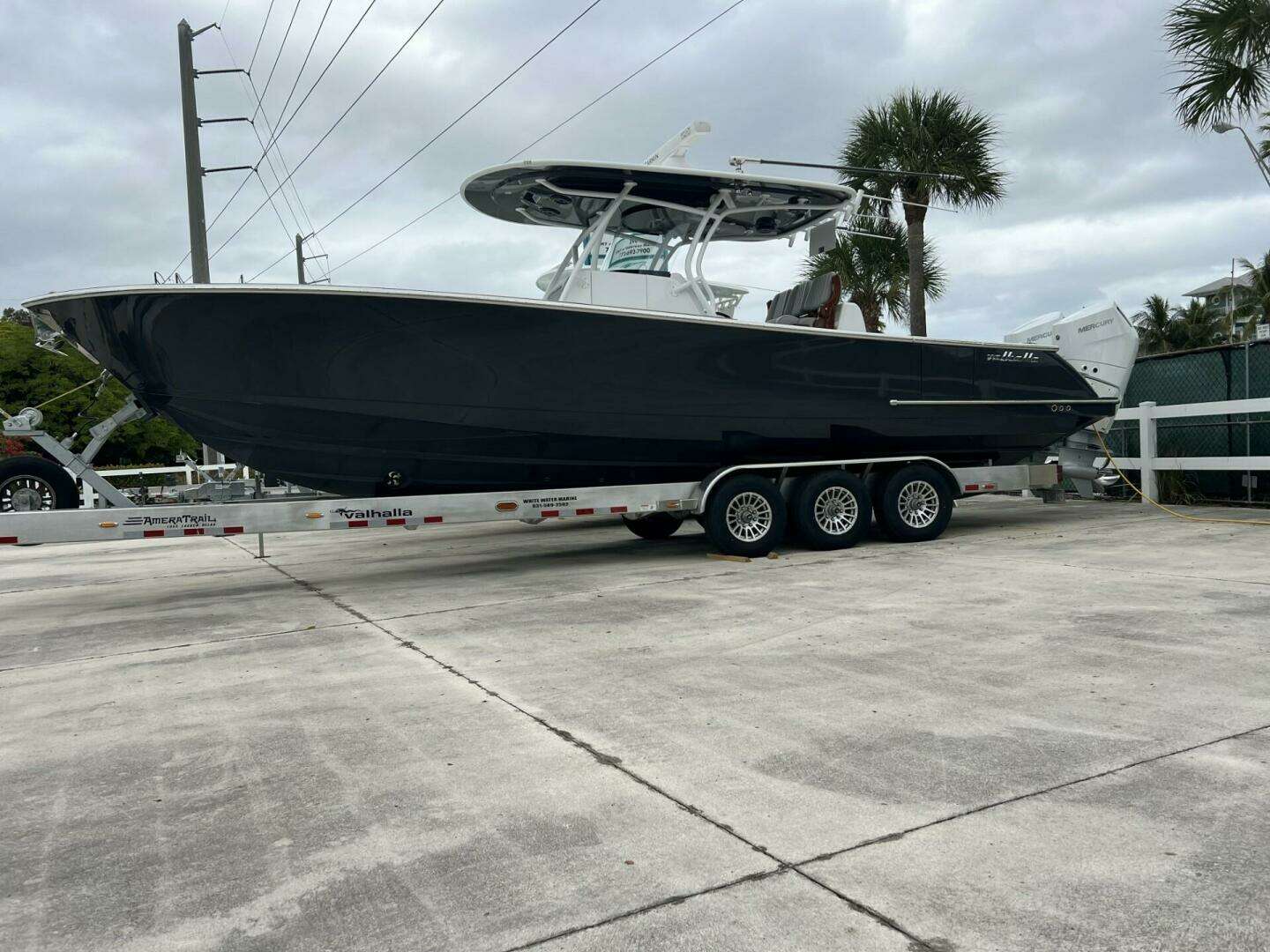 2023 Valhalla Boatworks V-33 - Image 3