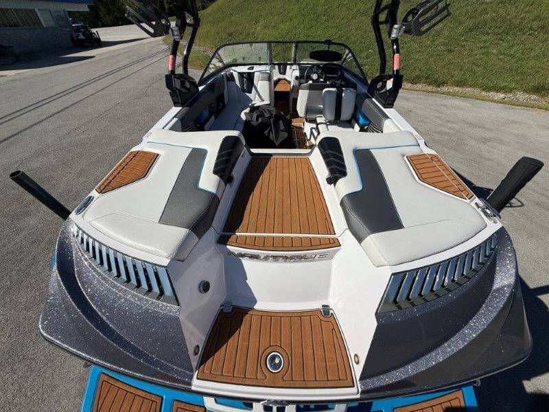 2015 Nautique G23 - 13