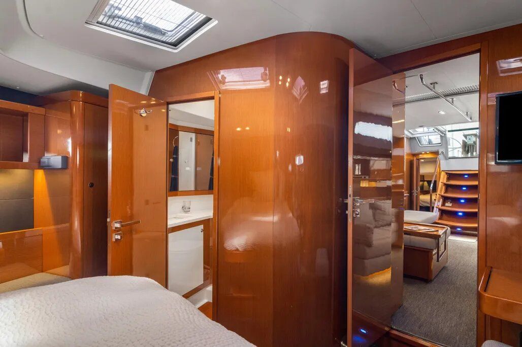2016 Beneteau Oceanis 60 - 14