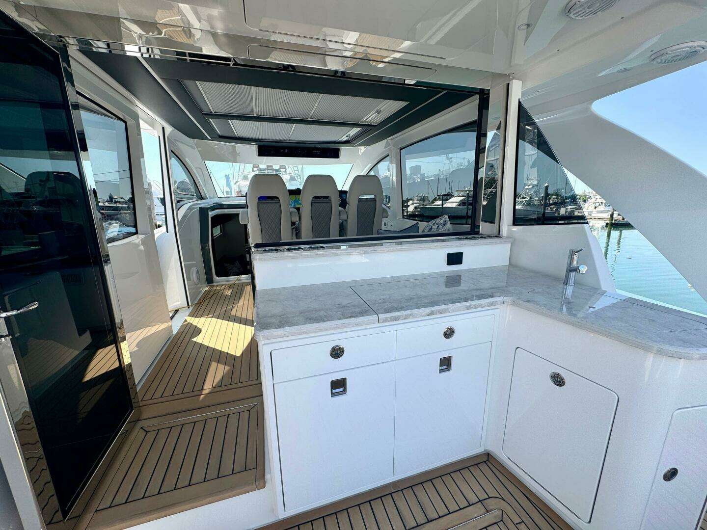 2027 Valhalla Boatworks V55 Sport Yacht - Image 31