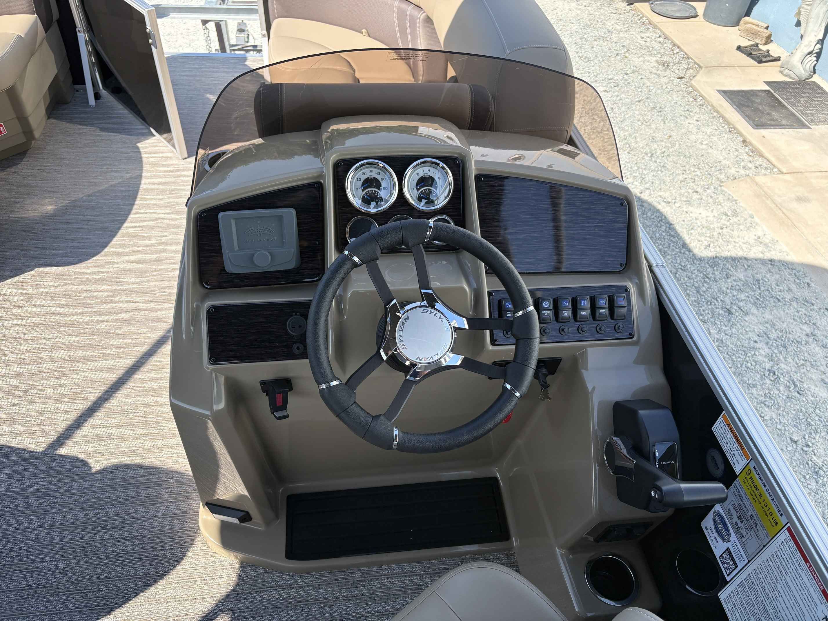 2026 Sylvan Mirage 8520 LZ - 9