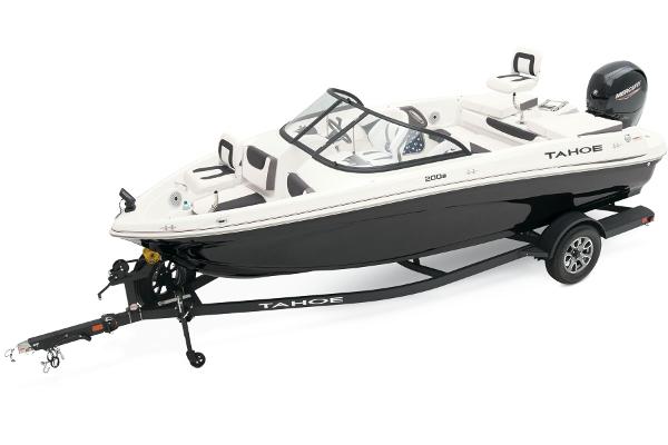 2025 Tahoe 200 S - 12