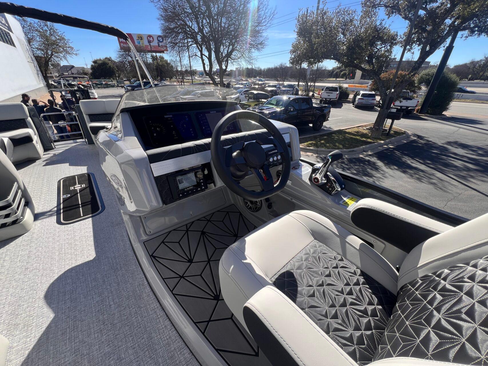 2025 Harris Grand Mariner 270 - 23