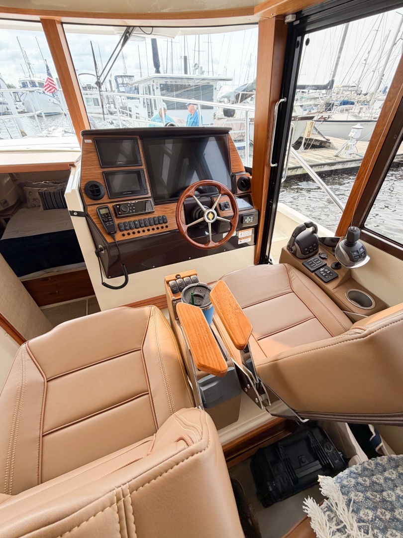 2022 Ranger Tugs R-43 CB - Image 92