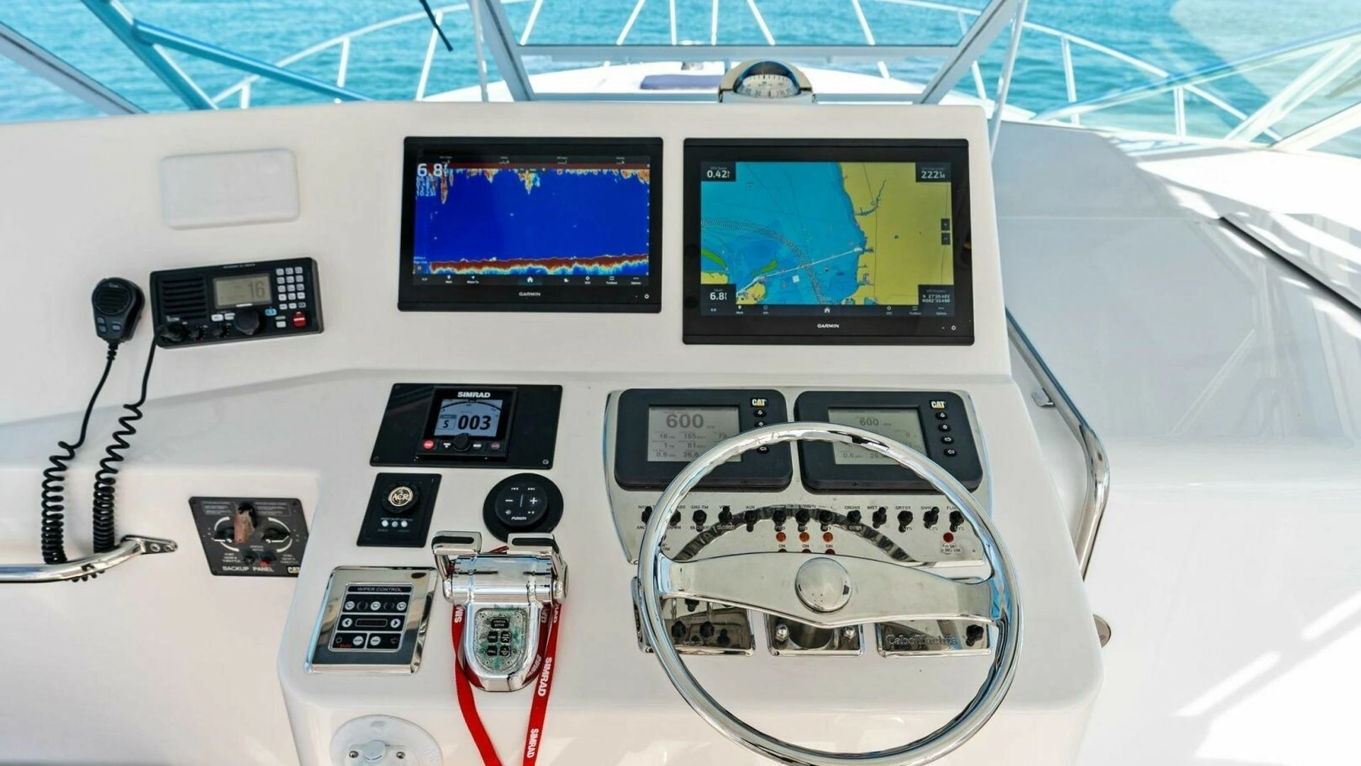 2005 Cabo 40 Express - Image 41
