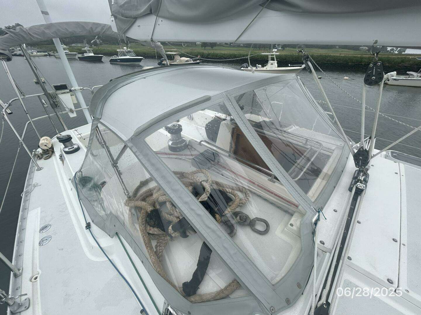 1995 Freedom 40/40 - Image 24