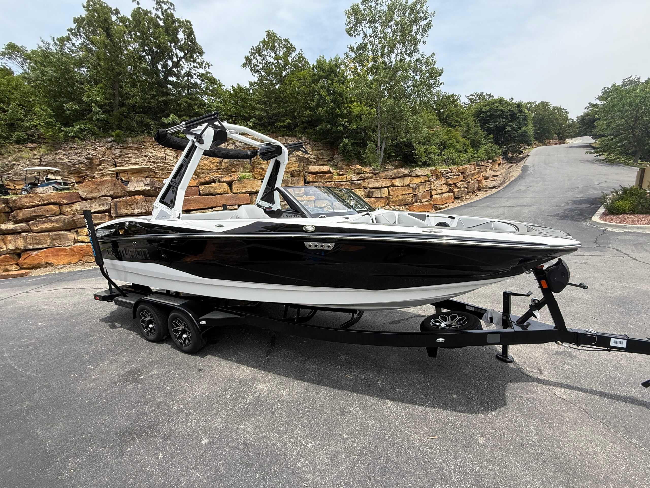 2026 Centurion Nv233 - 17