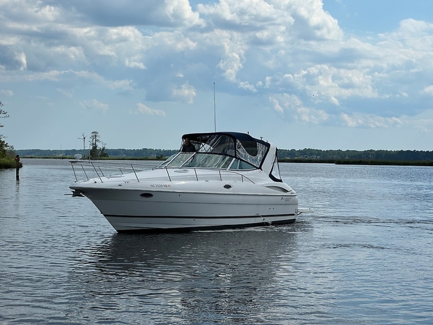 2004 Cruisers Yachts 320 Express - Image 20
