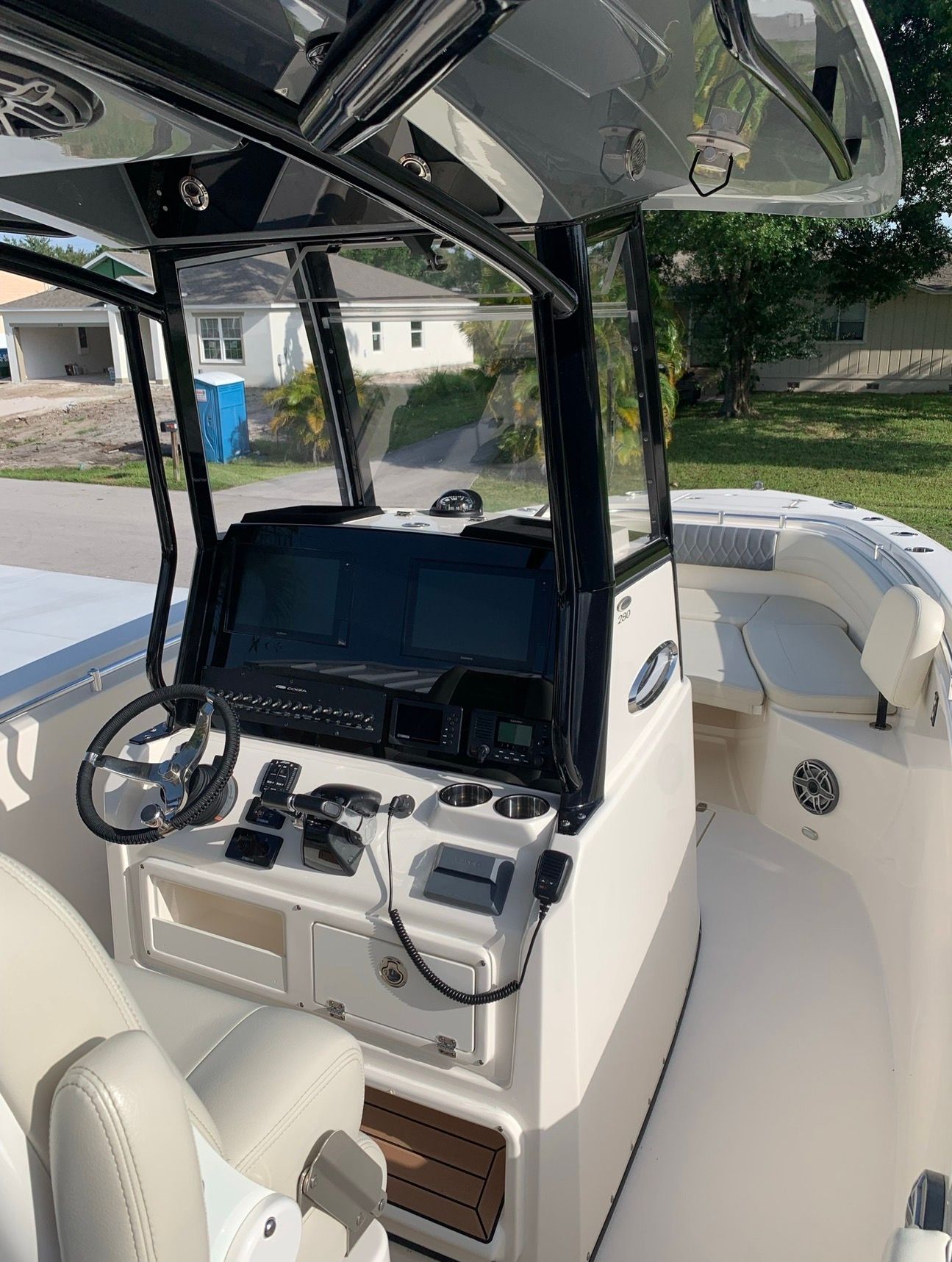 2020 Cobia 280 Center Console - 17