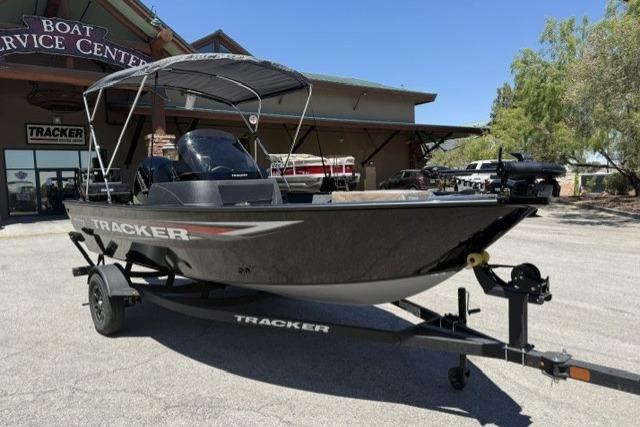 2026 Tracker Pro Guide V-16 SC
