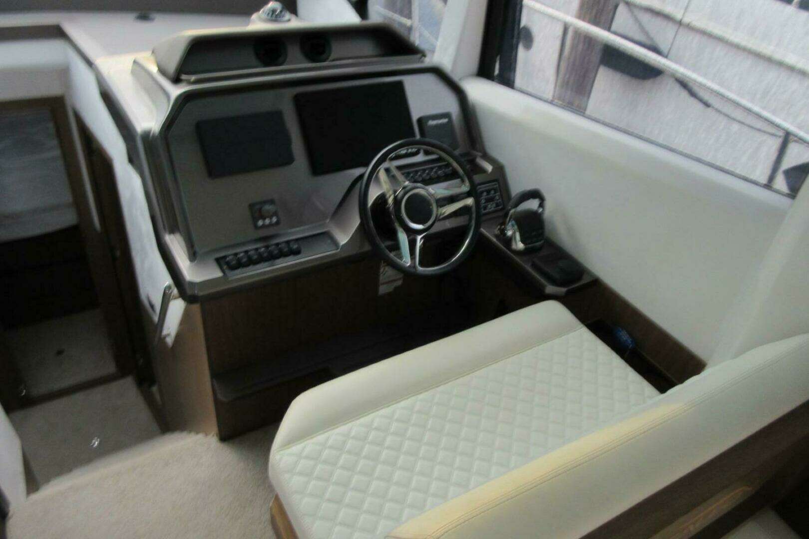 2019 Galeon 470 Sky - Image 18