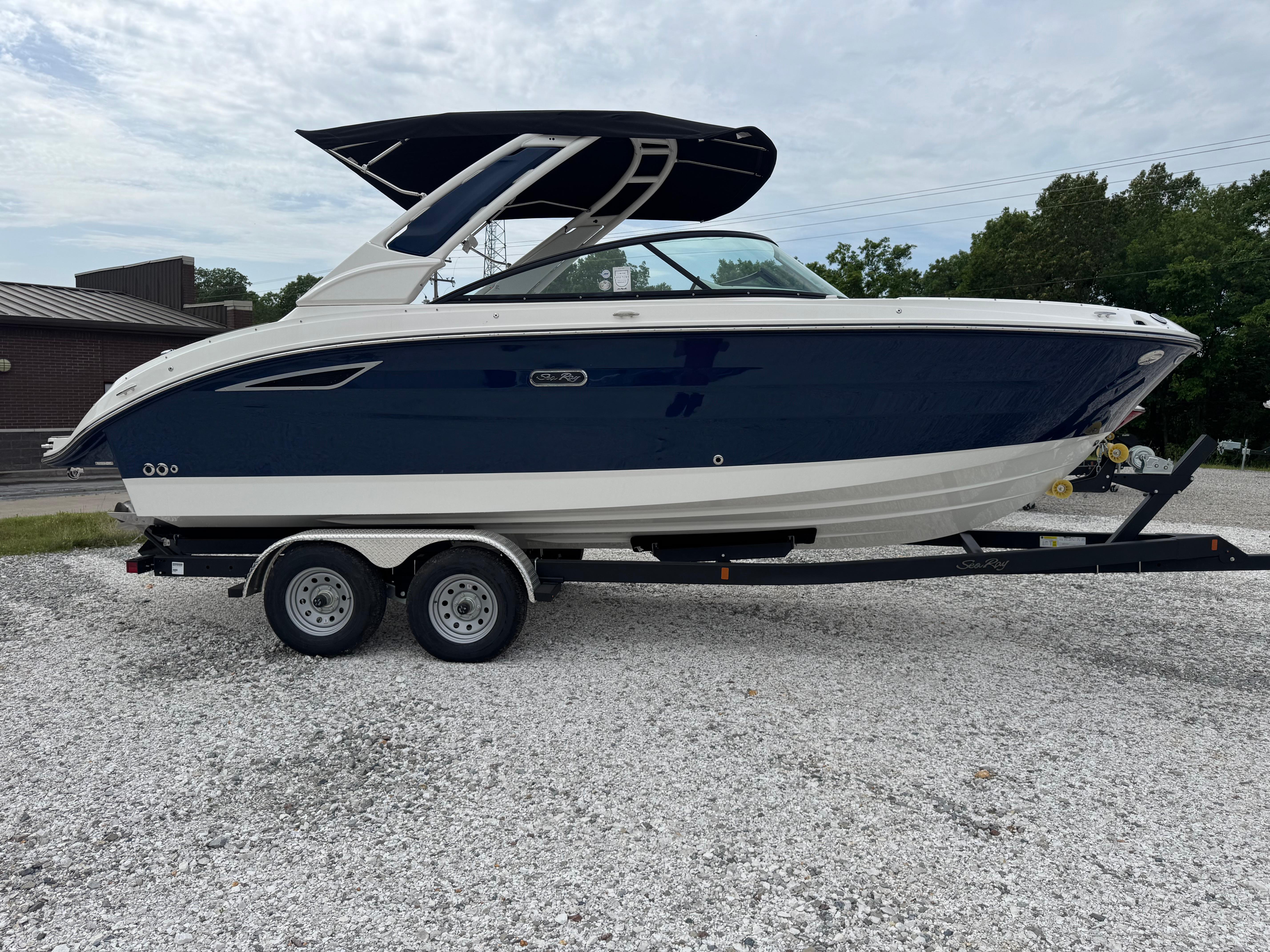 2025 Sea Ray SDX 250
