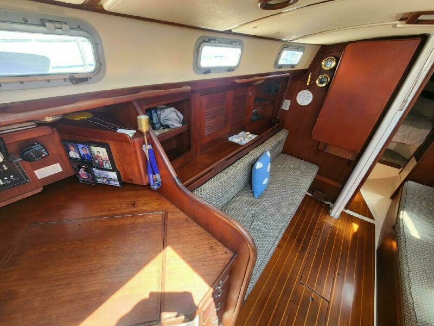 1986 Tartan 34-2 - Image 10