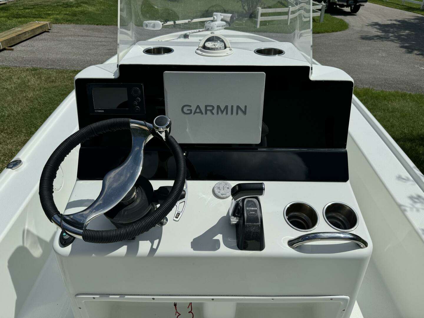 2015 Yellowfin — - Image 14