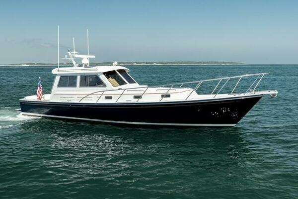 2000 Little Harbor WhisperJet 44