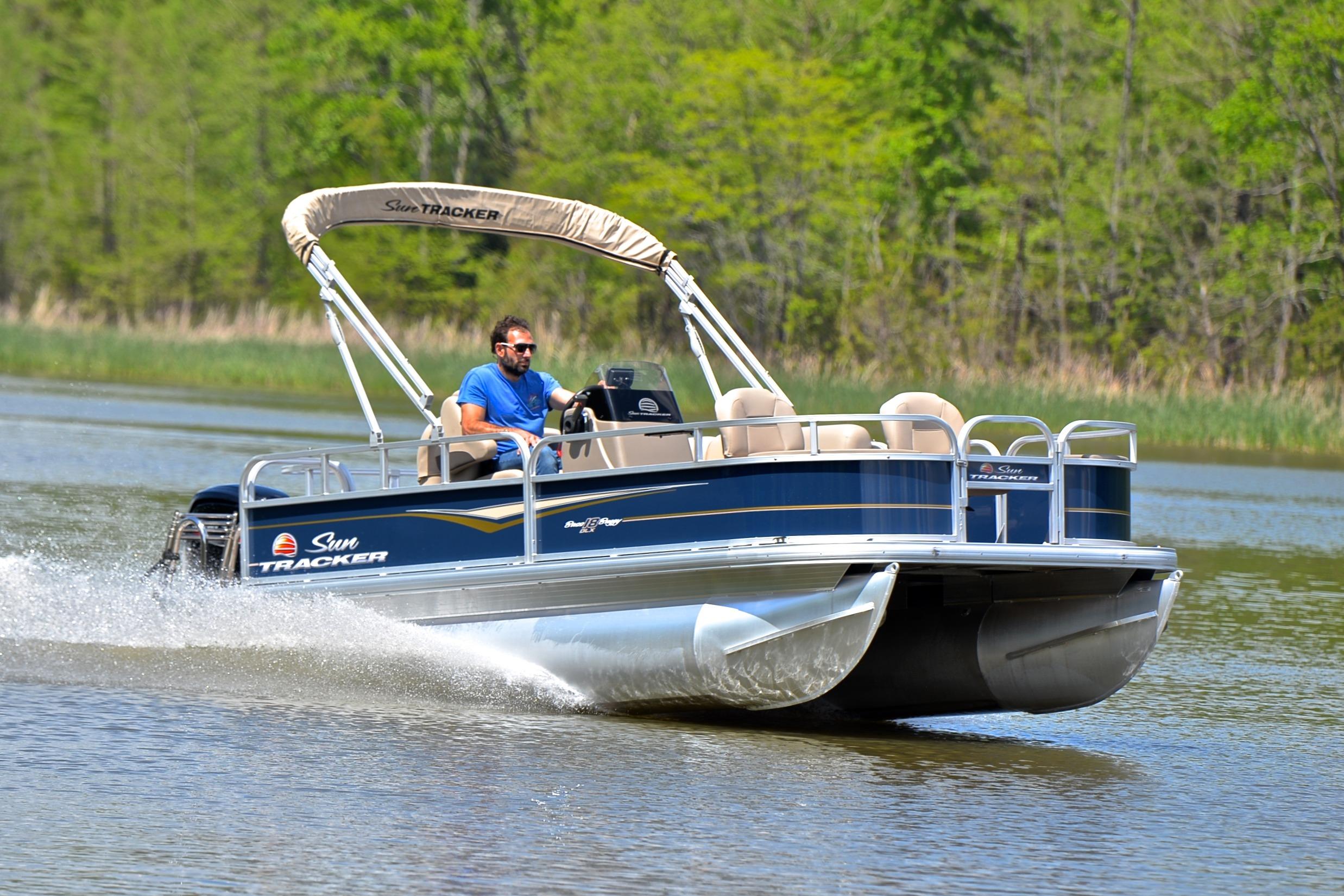 2024 Sun Tracker Bass Buggy 18 DLX