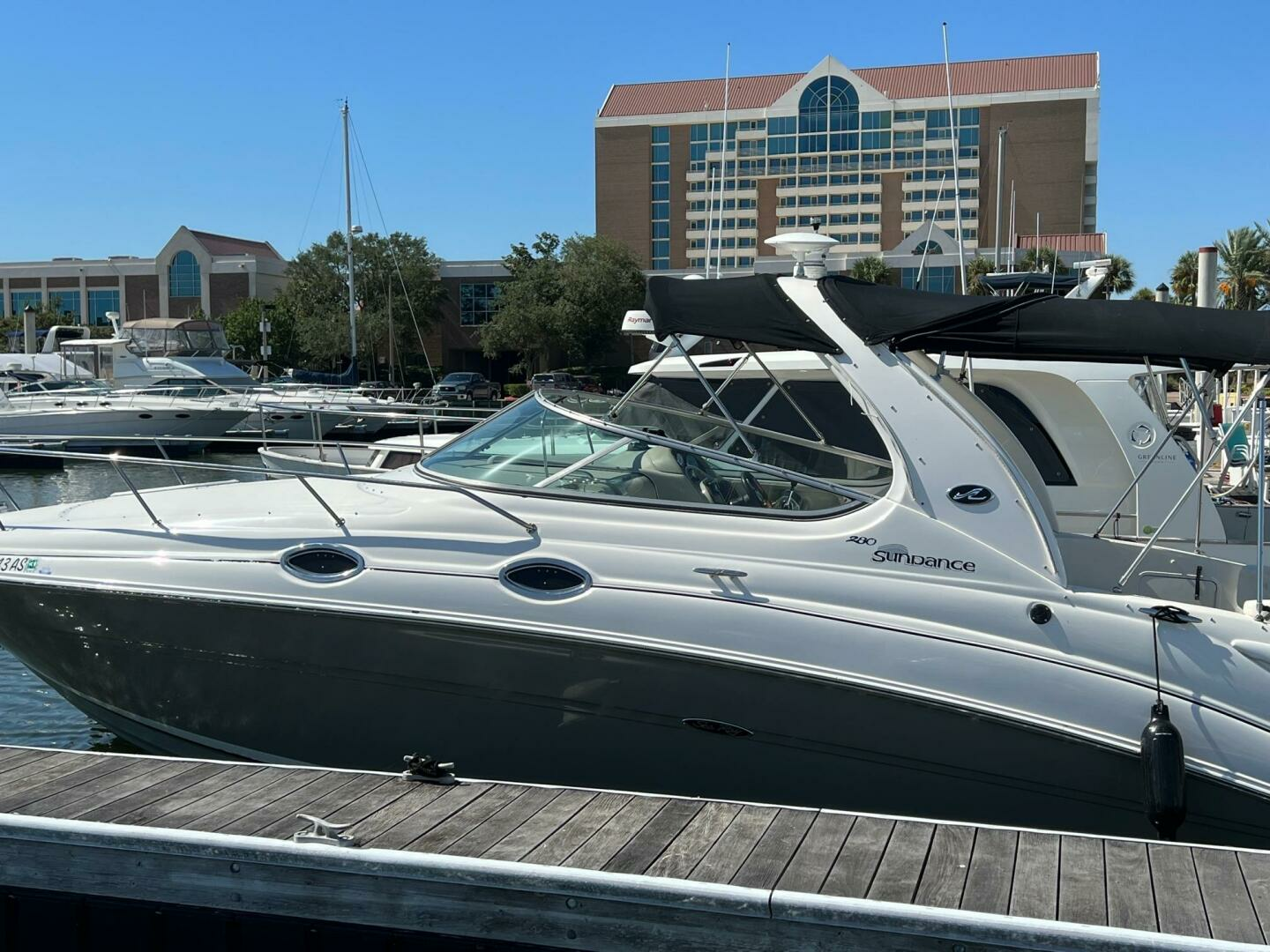 2006 Sea Ray Sundancer - Image 3