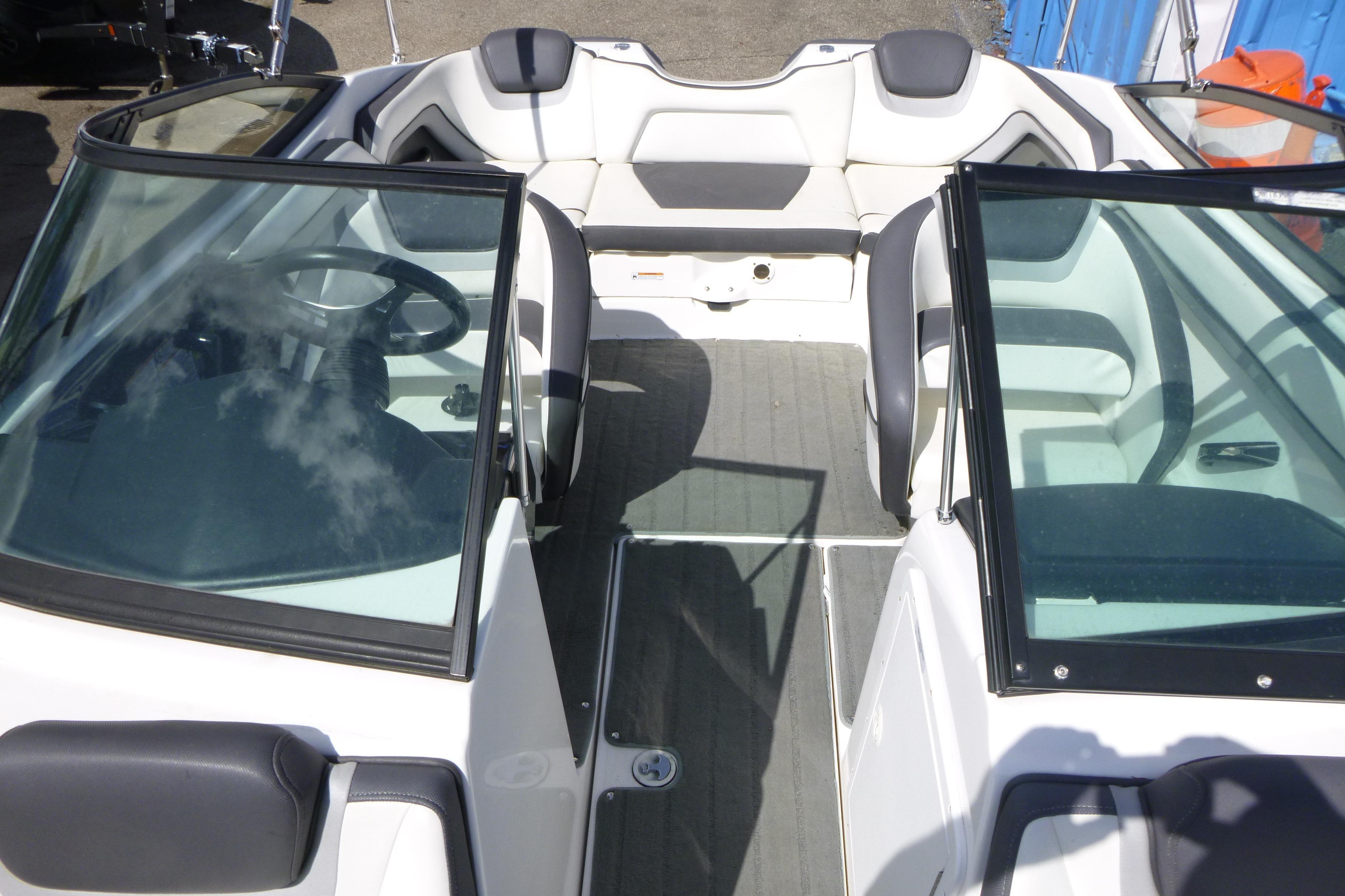 2015 Yamaha Boats SX192 interior with dual windshields and seating.