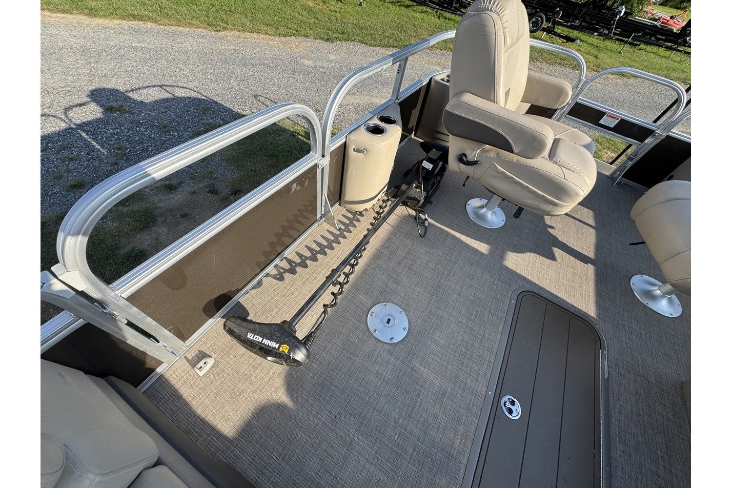 2023 Sun Tracker Sportfish 24 XP3 - 20