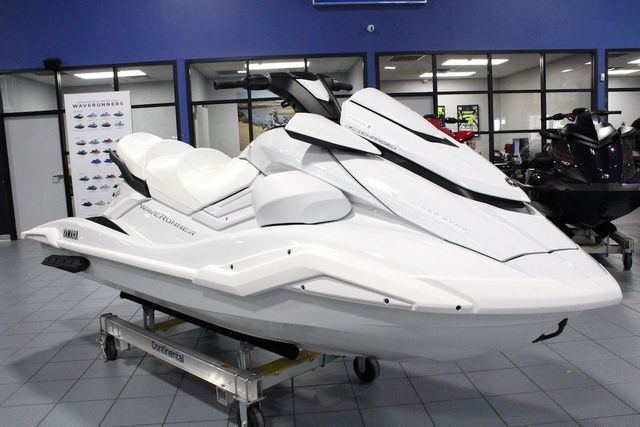 2026 Yamaha WaveRunner FX Cruiser SVHO - 2