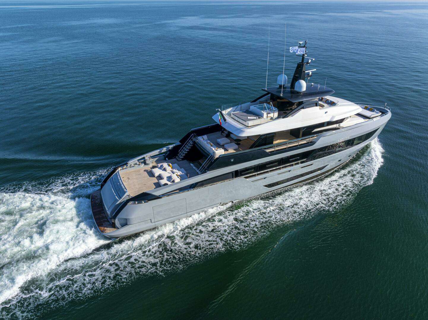 2028 Ocean King Doge 400 - Image 2