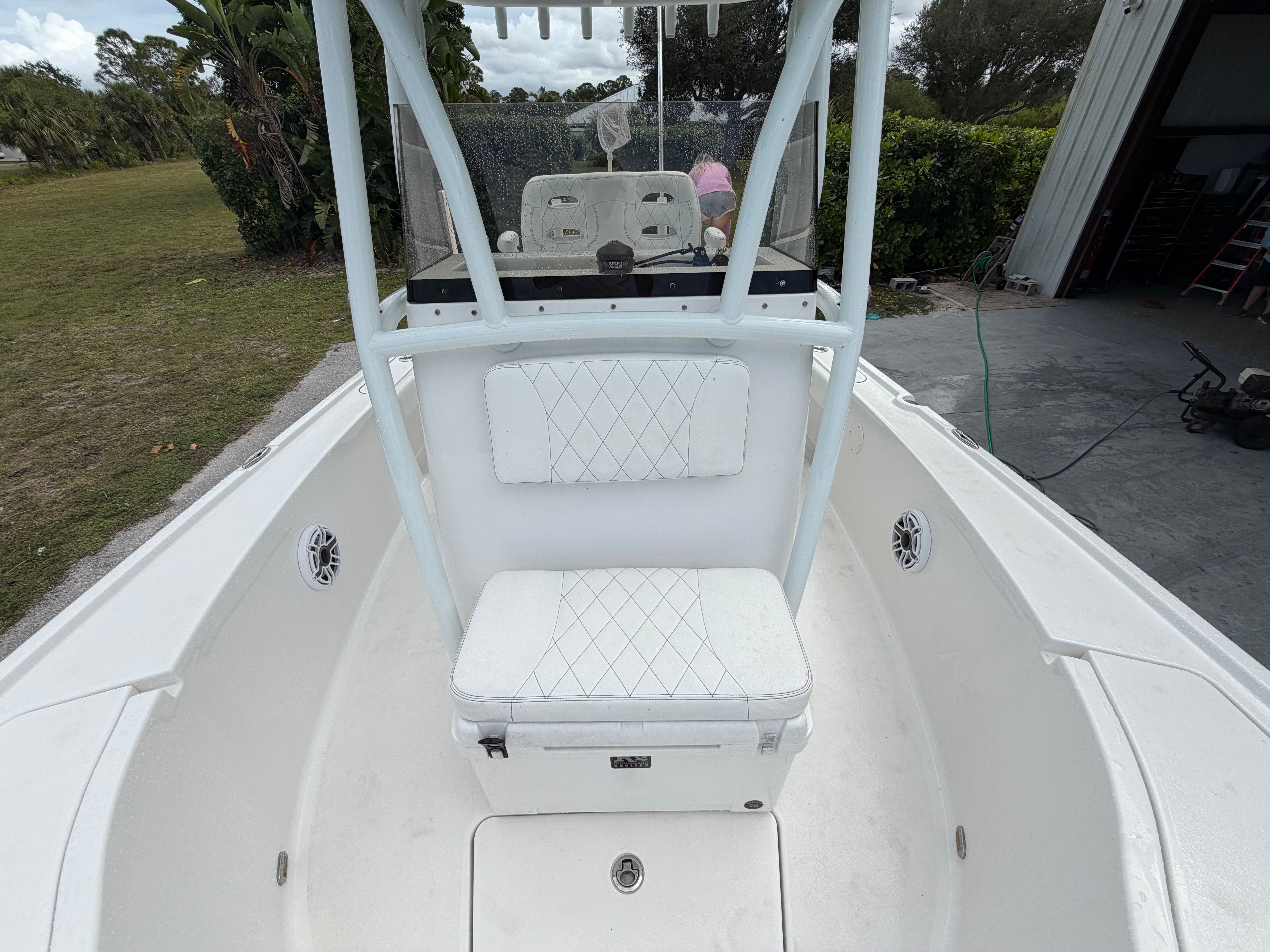 2022 Blazer Bay 2700 Hybrid - 4