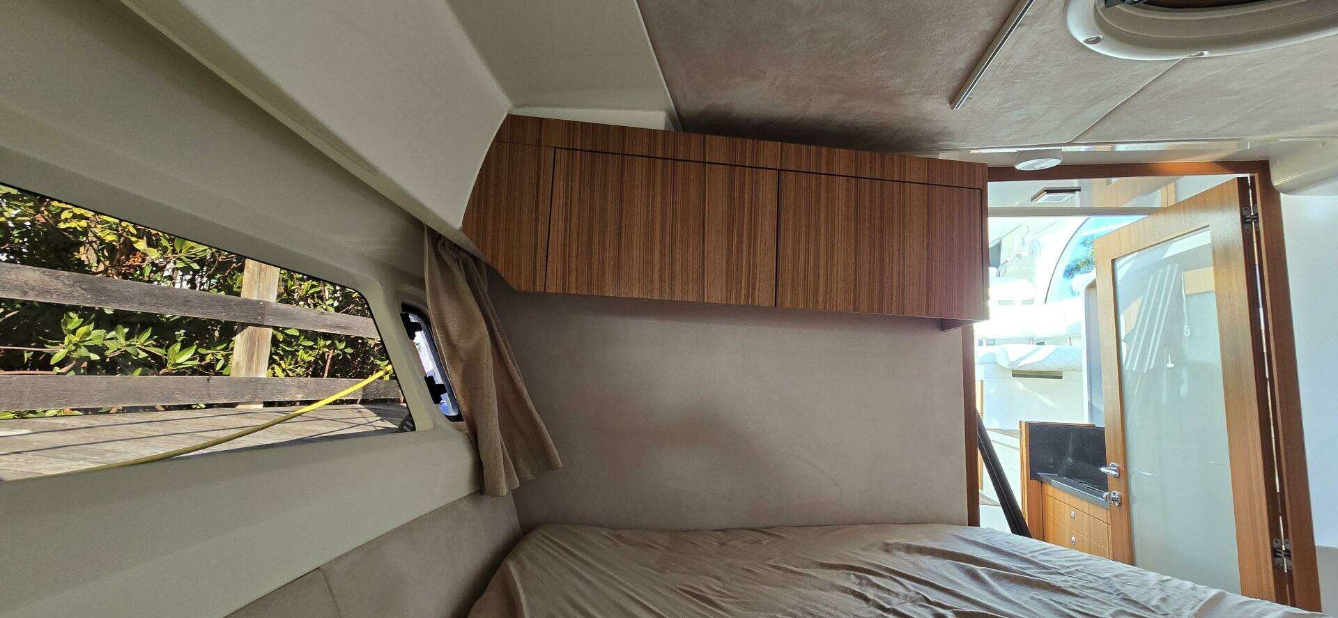 2025 Marex 310 Suncruiser - Image 20