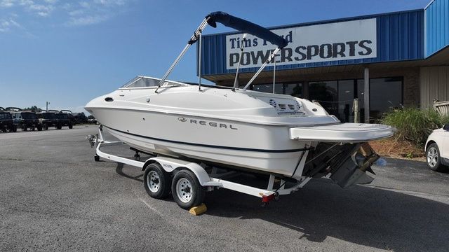 2005 Regal 2400 LSR - 3