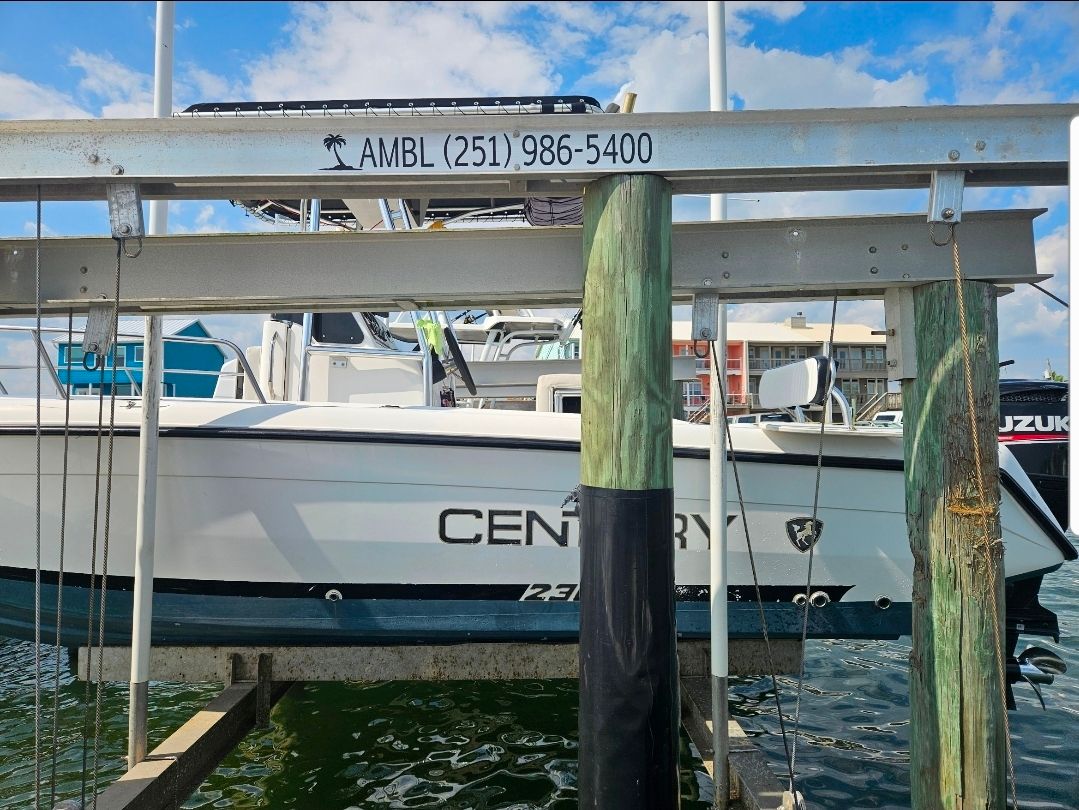 2001 Century 2300 Center Console - 20