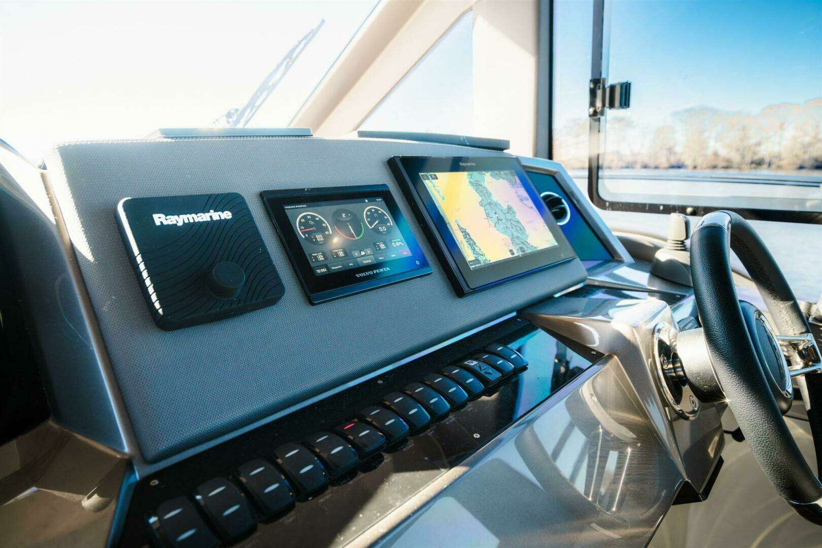 2023 Galeon 425 HTS - Image 27