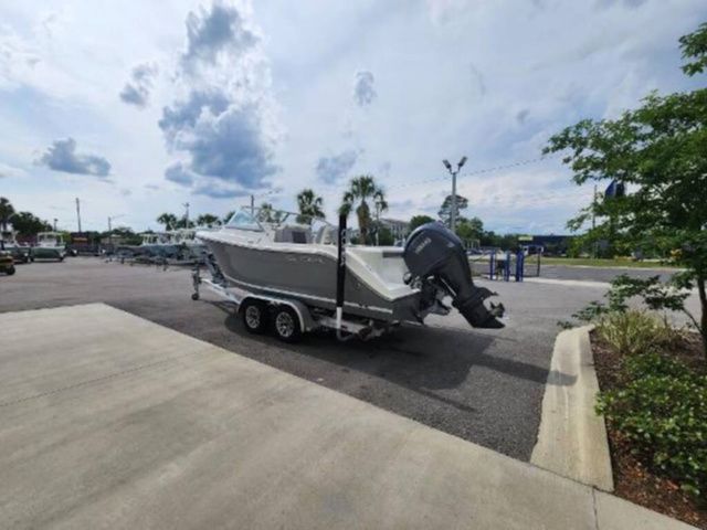 2025 Cobia 220 Dual Console - 7