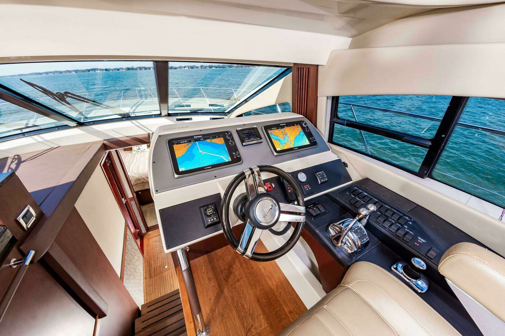 2015 Sea Ray 510 Fly - Image 28