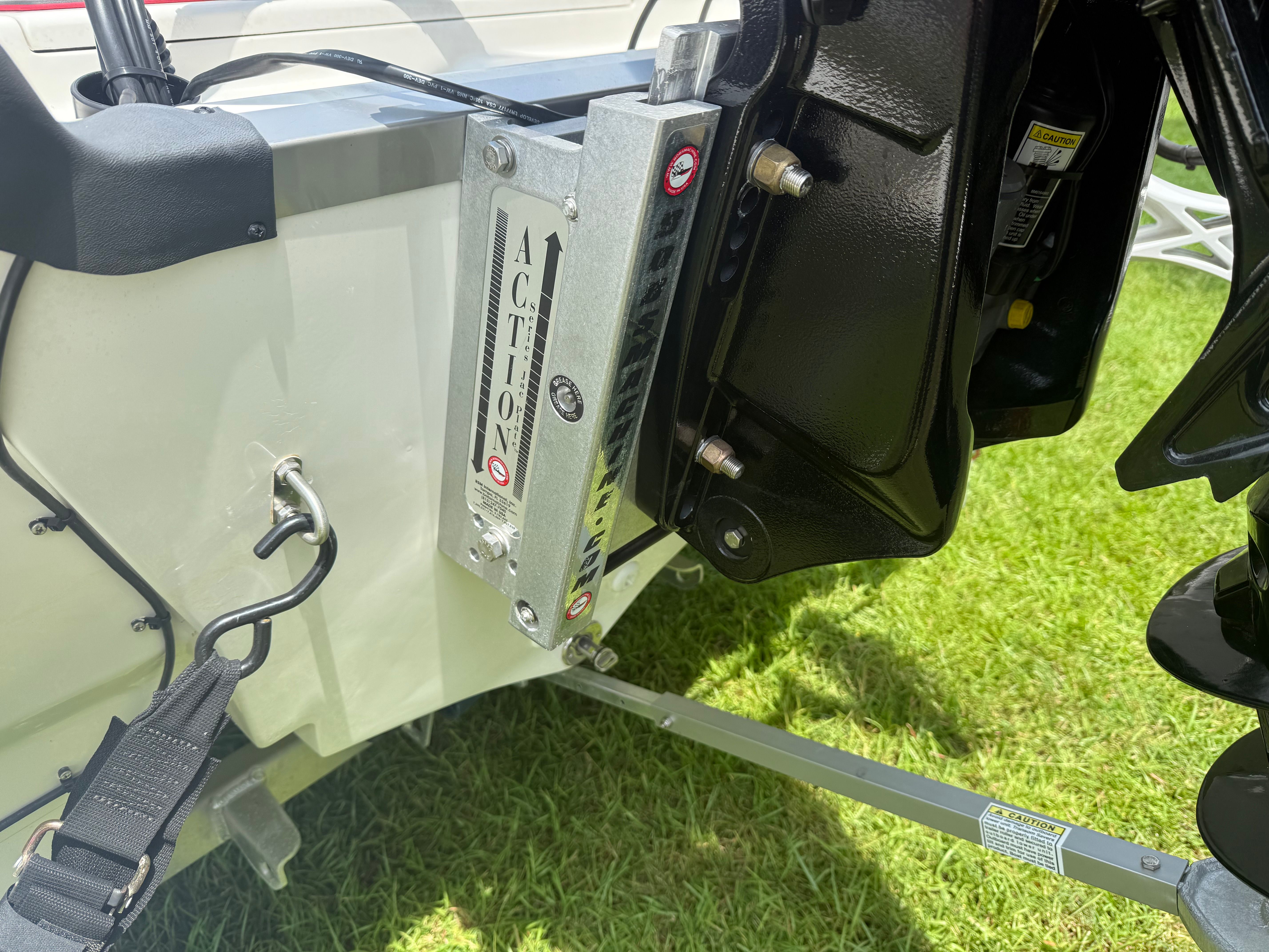 2024 Mako Pro Skiff 19 CC - 2