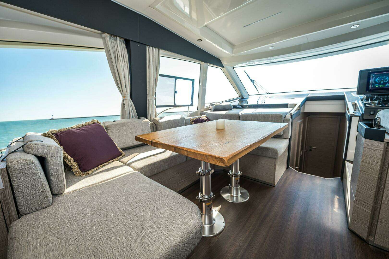 2024 Greenline 45 Coupe HYBRID - Image 6