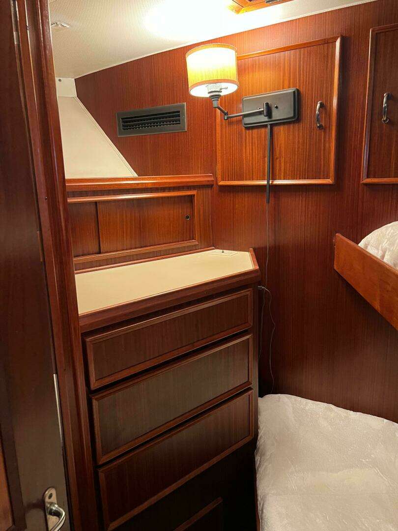 1984 Hatteras 61 CPMY - Image 65