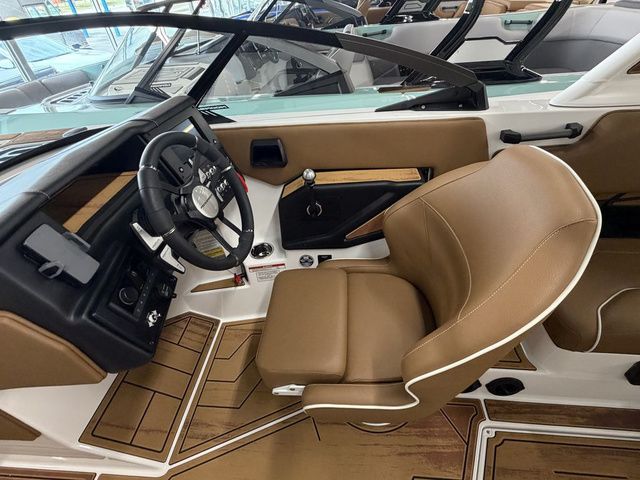 2026 Moomba Max - 15